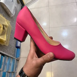 پاشنه دار مداد رنگی
